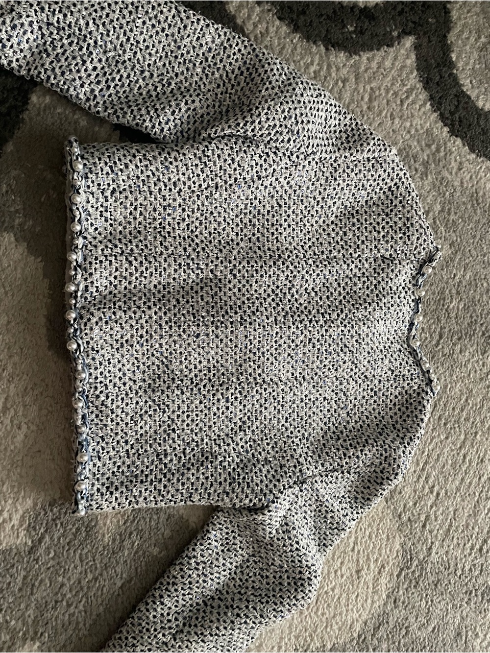 CHANEL Light Gray Bouclé Tweed Jacket with Braided Trim - Picture 7 of 9